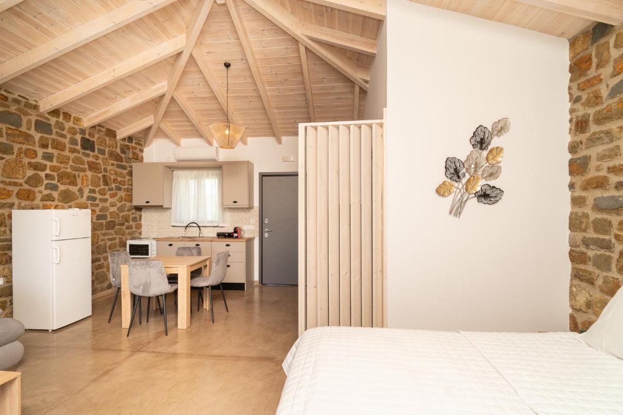 Lithos Suites Finikounta Exteriör bild