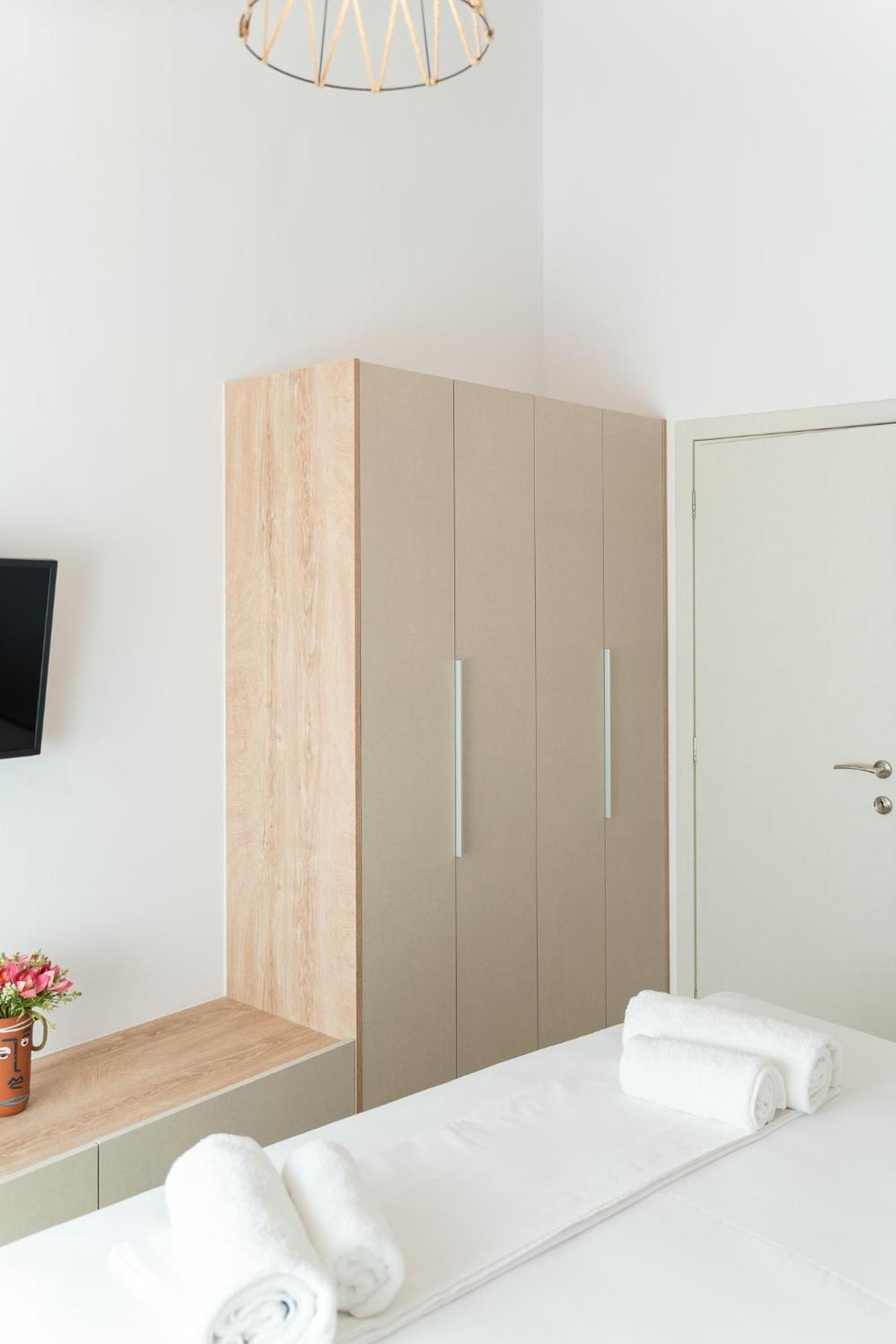 Lithos Suites Finikounta Exteriör bild
