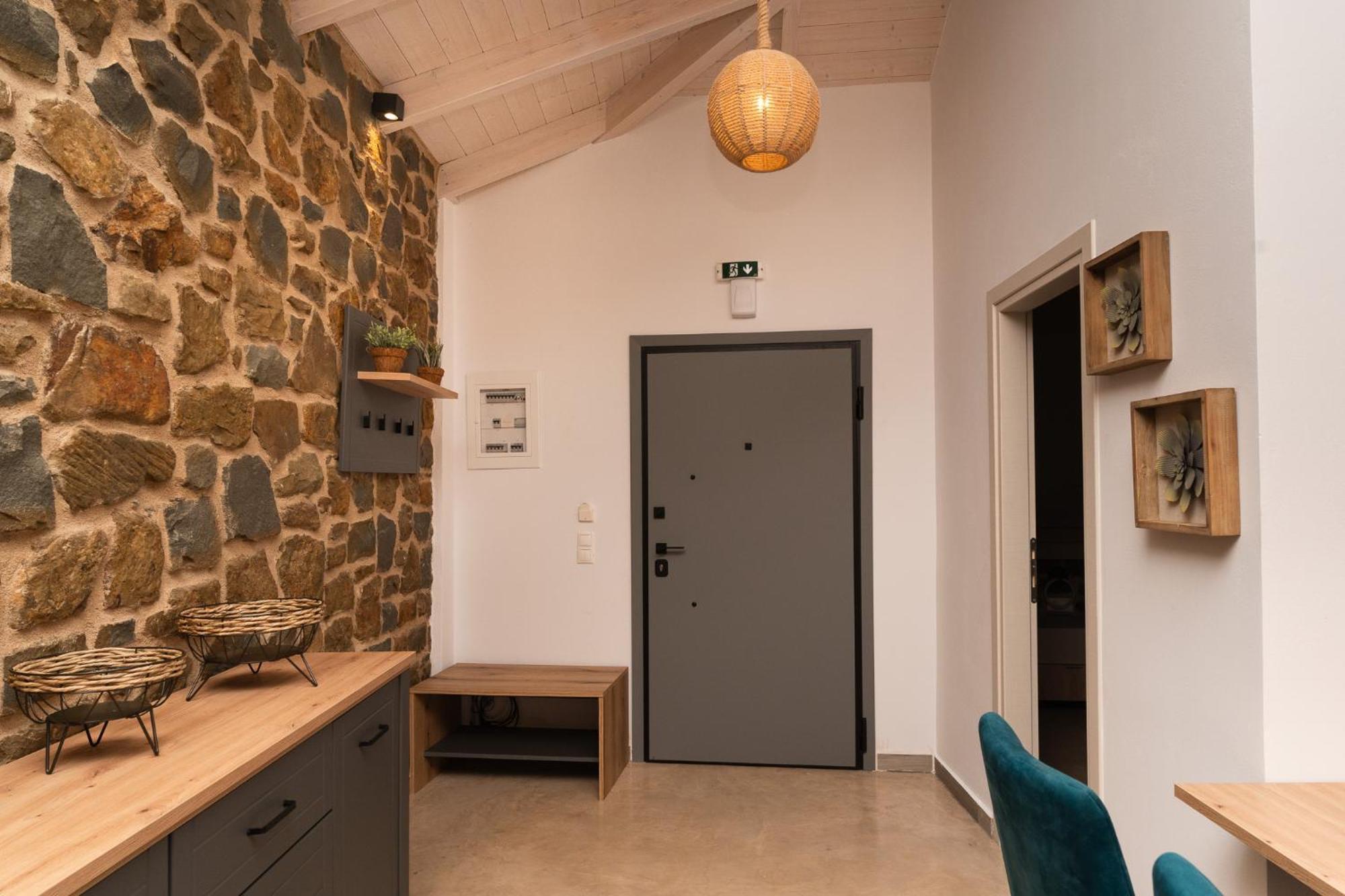 Lithos Suites Finikounta Exteriör bild